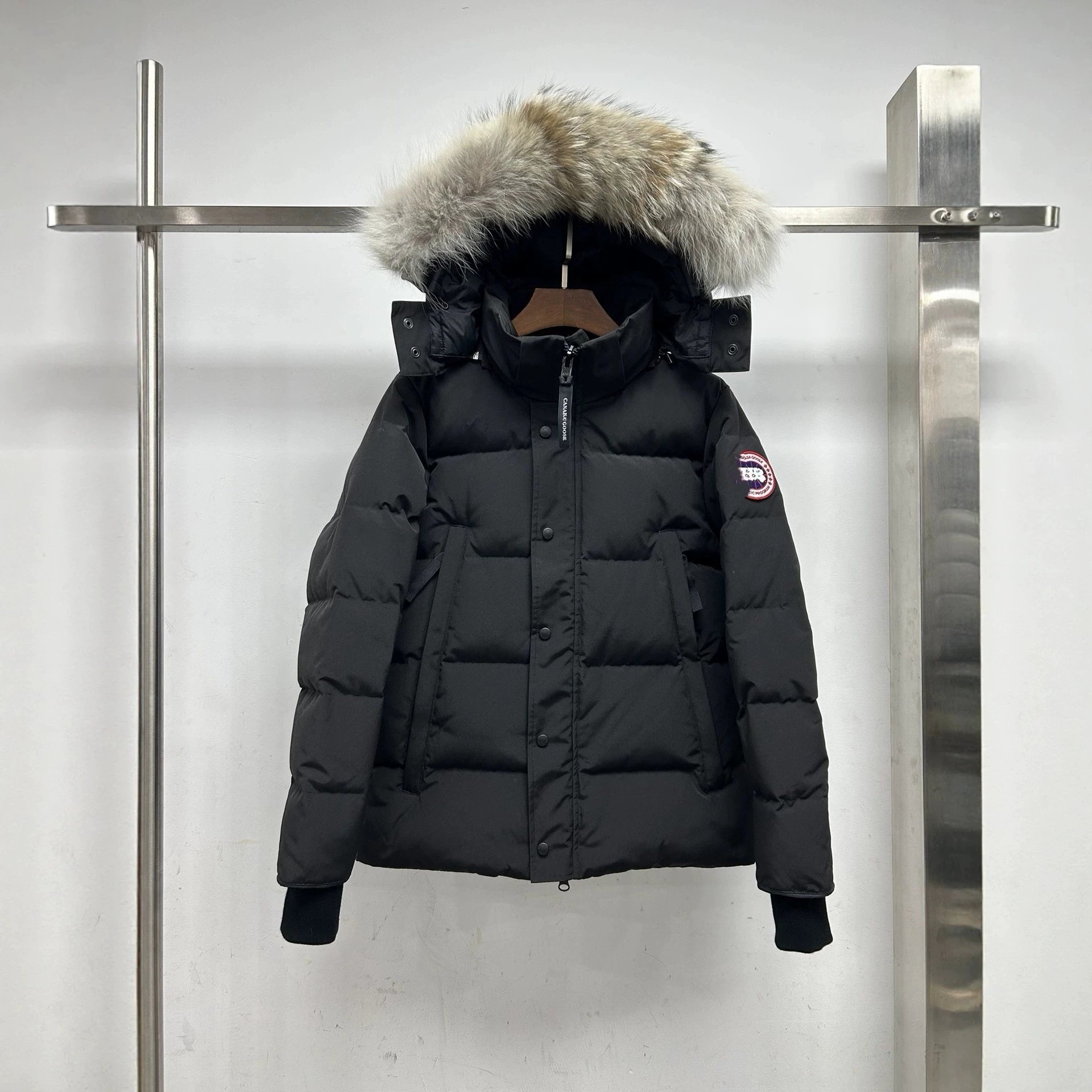 Wyndhaw Performance Athletic Parka with Wolf F