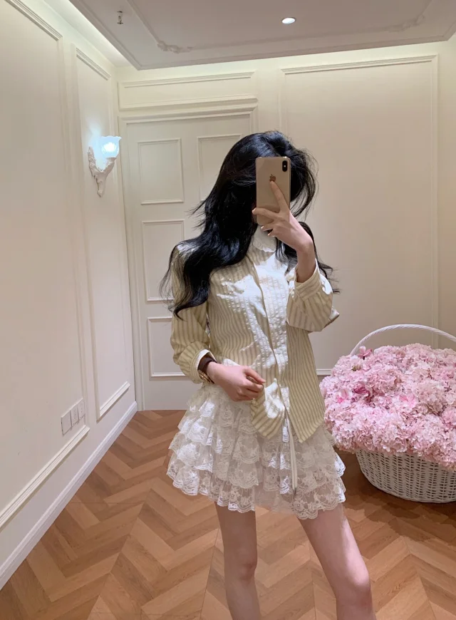 Unbranded Shirts Long-Sleeve Ruffled Peter Pan Collar Textured Stripe Shirt product detail image 3