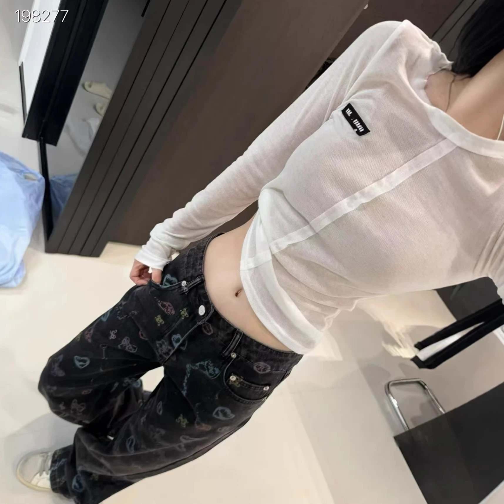 Mr. Trend White Long Sleeve To