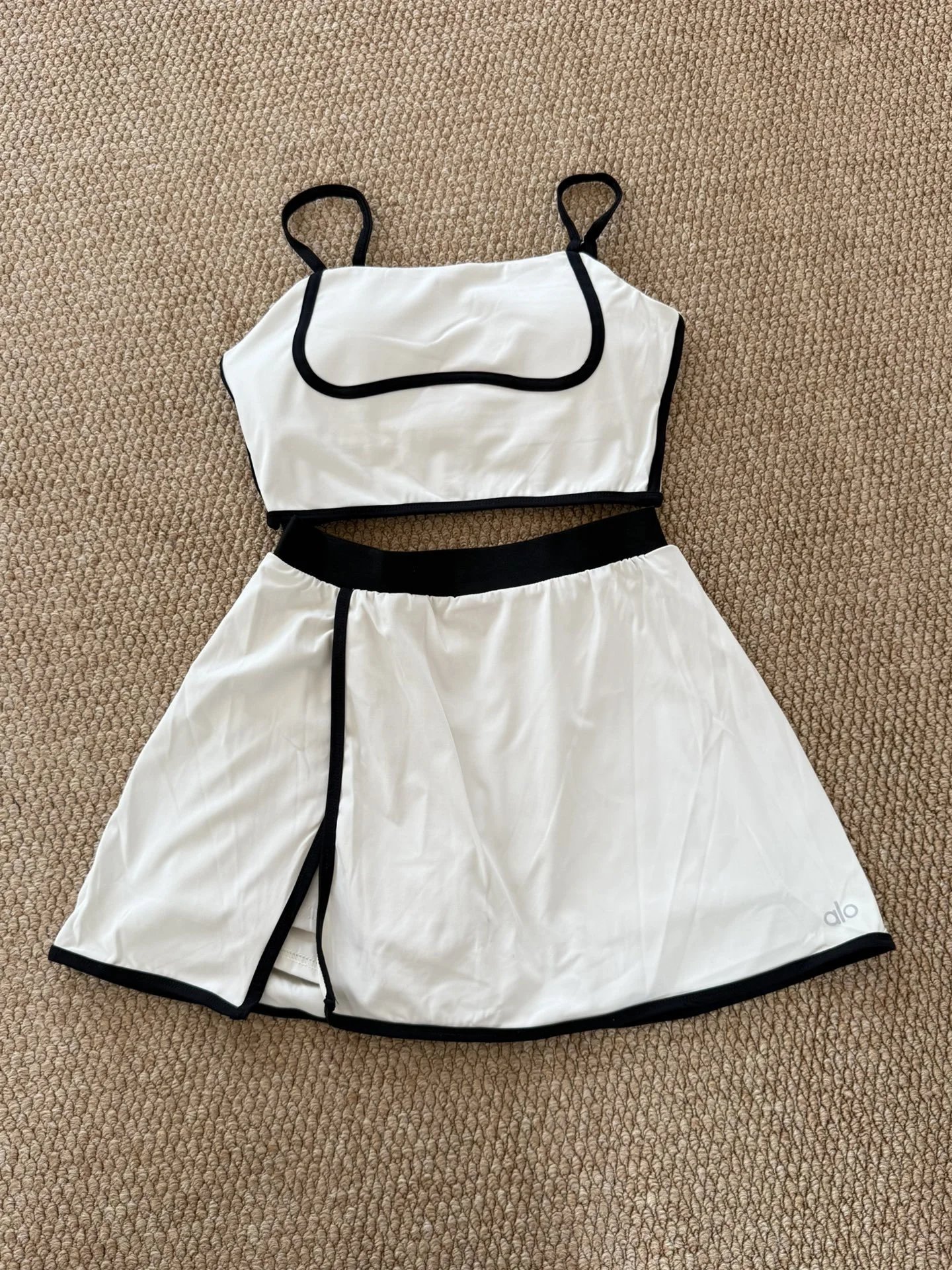 Alo Sage Green Two-Piece Tennis Set with White Trim Activewear - 15