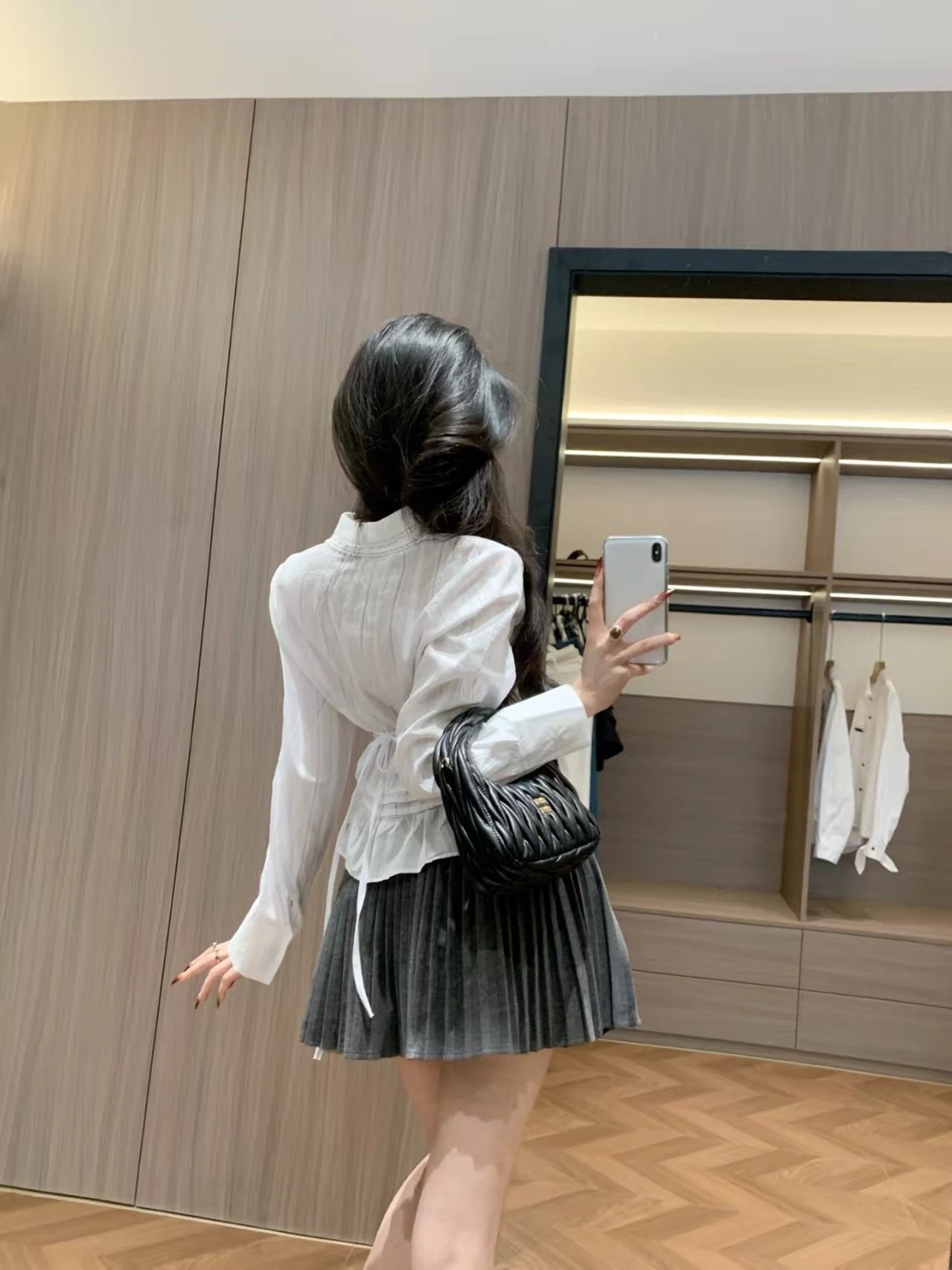 Design White Lace-Collar Peplum Shirt with Pleated Gray Skirt Set Sets - 4