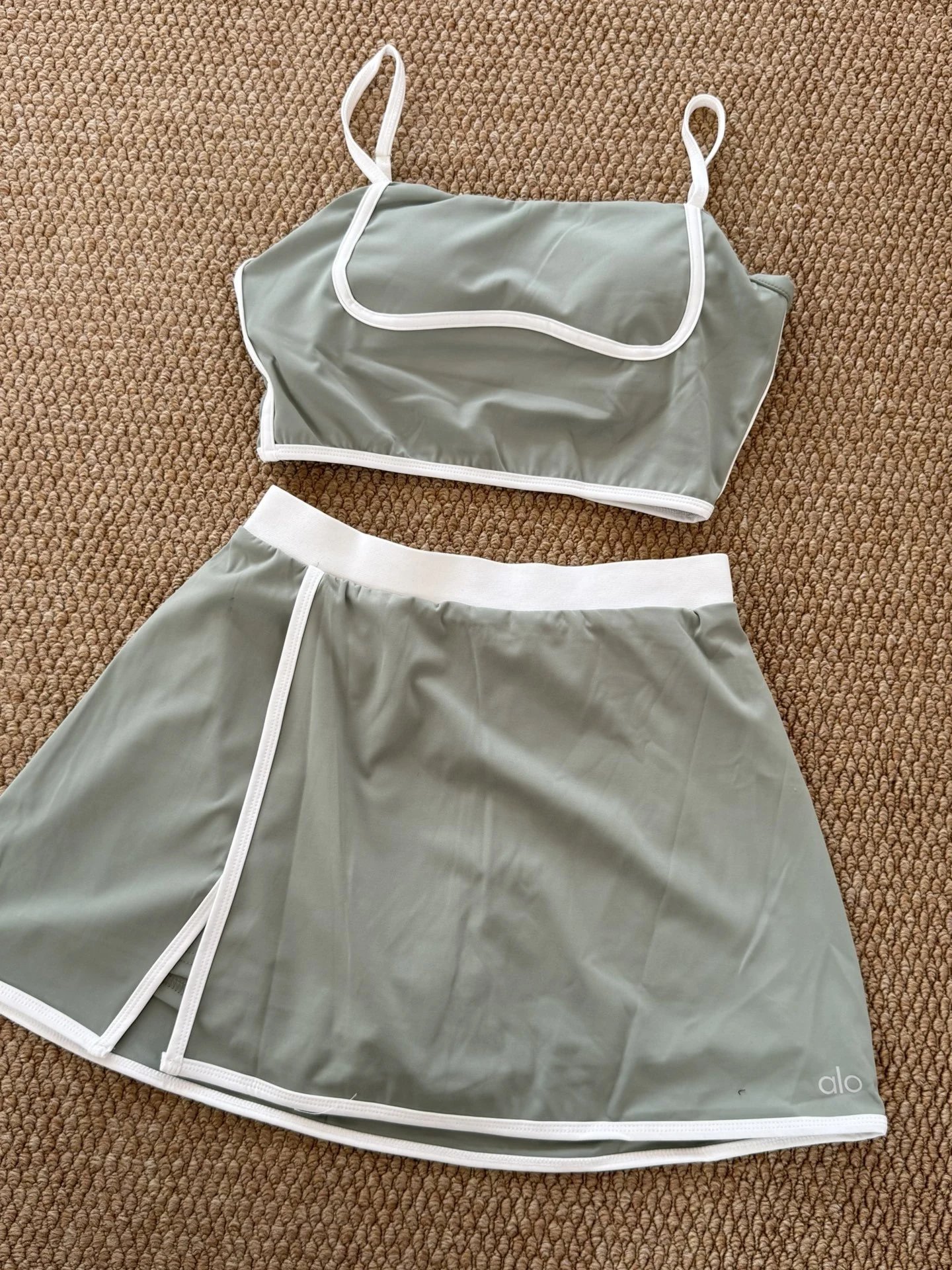 light green