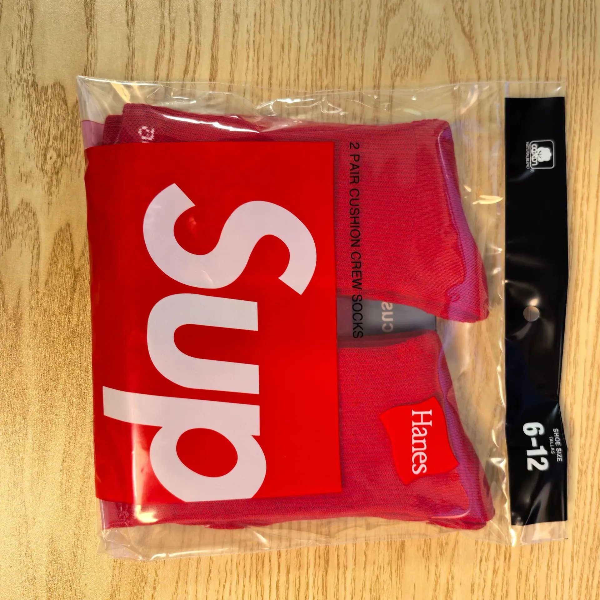 Red 2 pairs