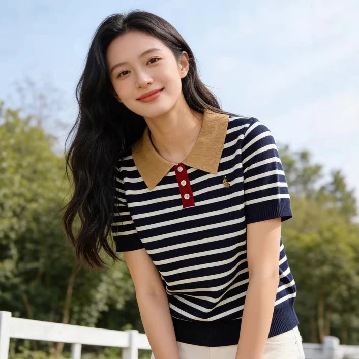 None Navy and White Striped Po