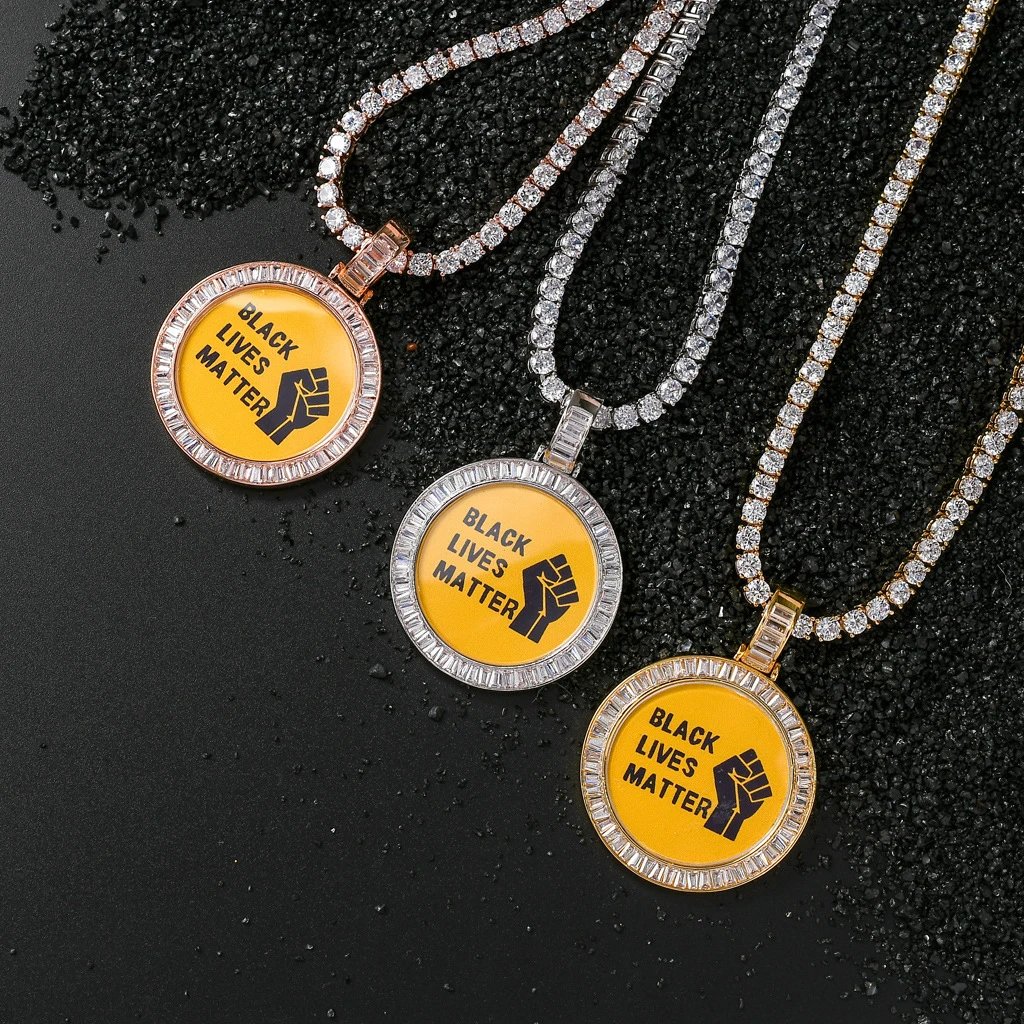Oddity Pendant Necklace