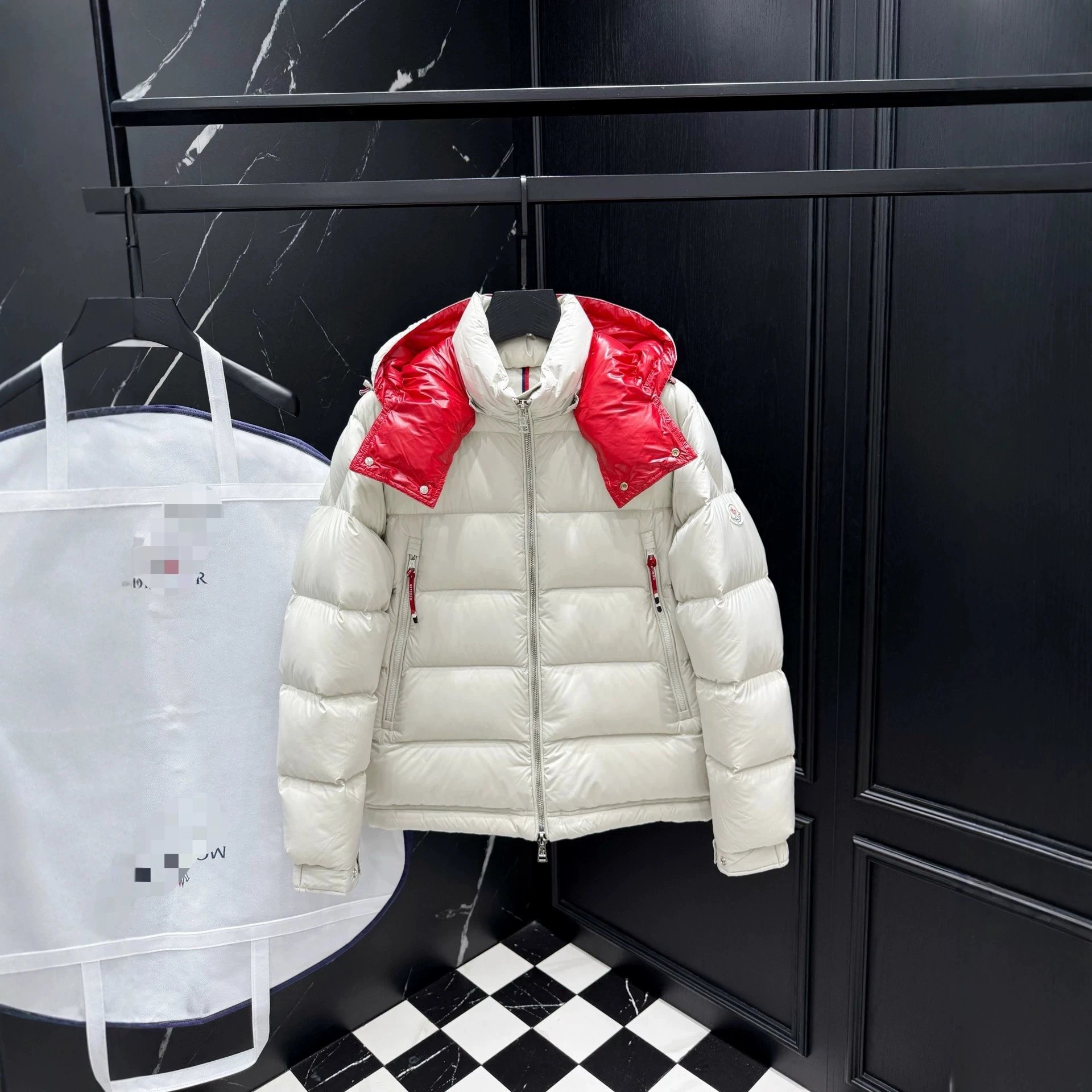 Mengjia Down Jacket