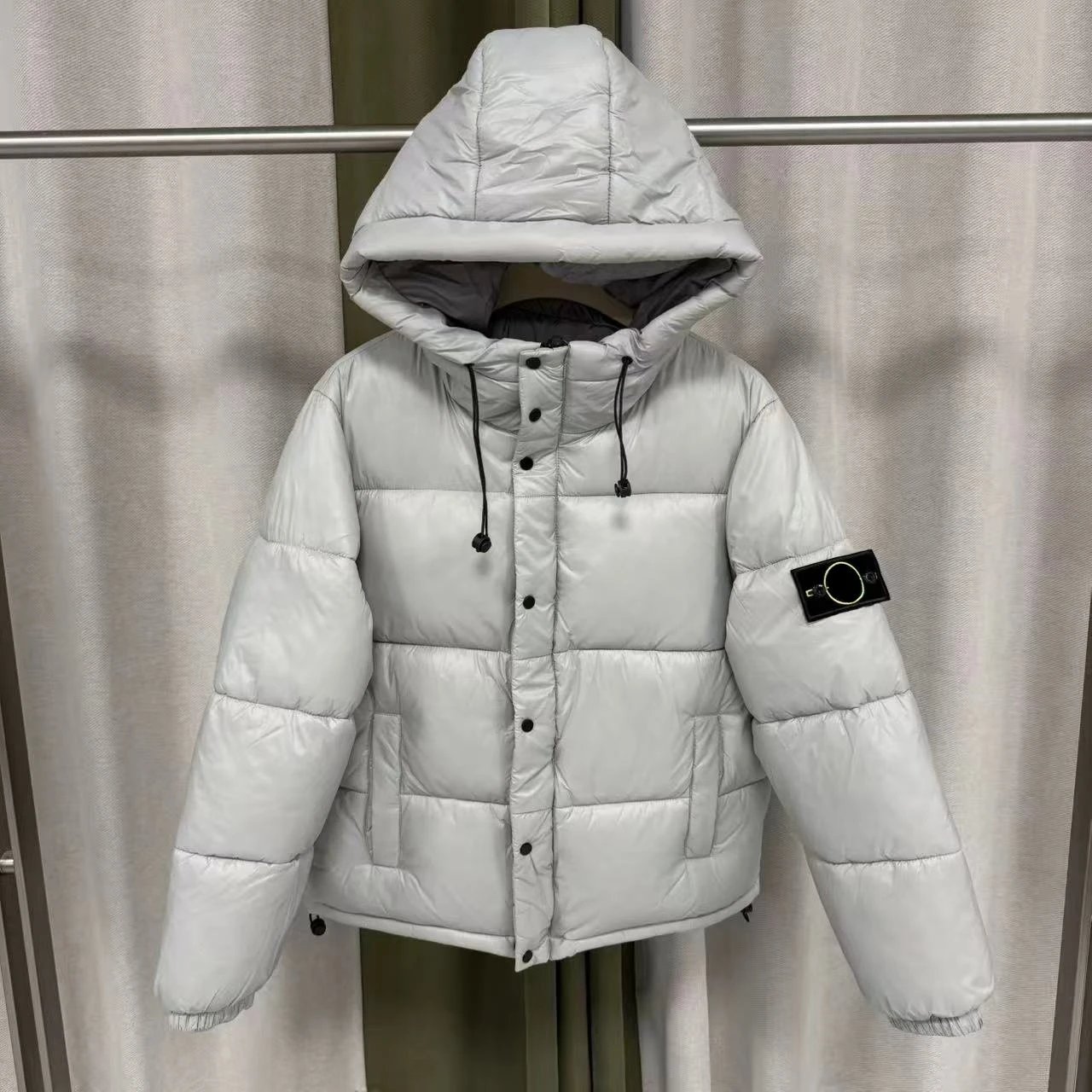 Product view 16