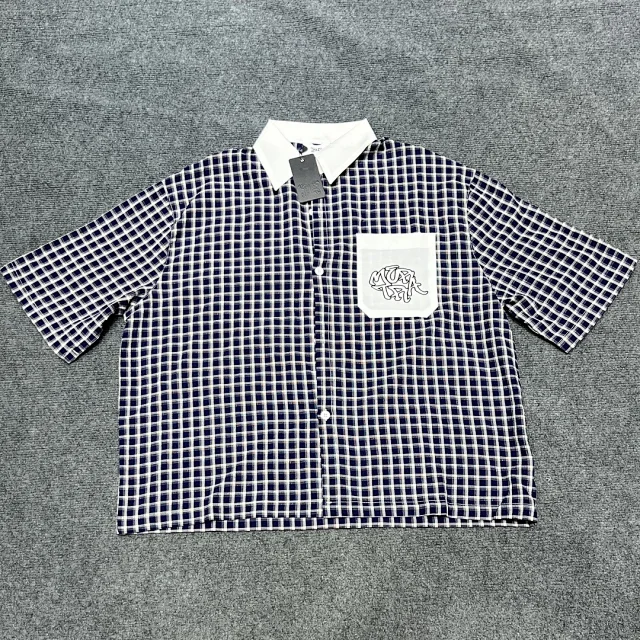 Mertra Shirts Checkered short-sleeve button-up shirt with embroidered chest pocket product detail image 2