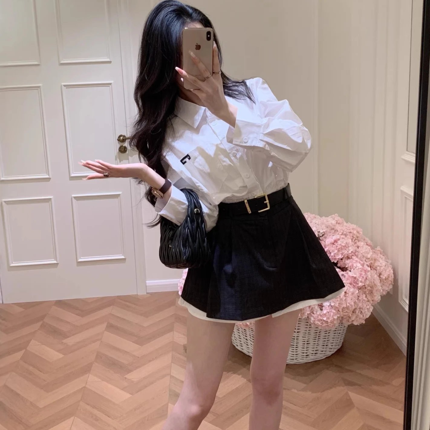 F White Button-Up Shirt and Bl