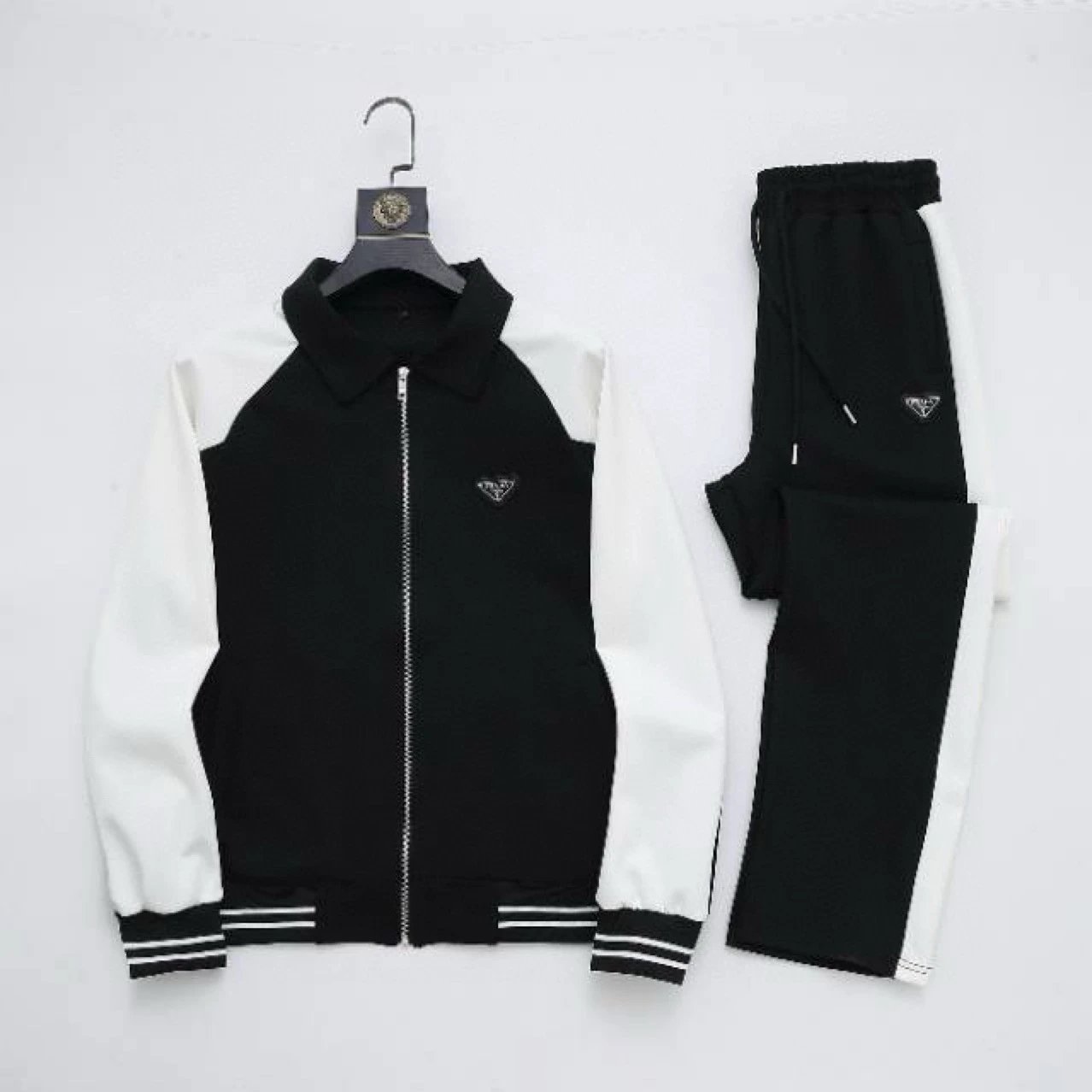 P Long Sleeve Jacket