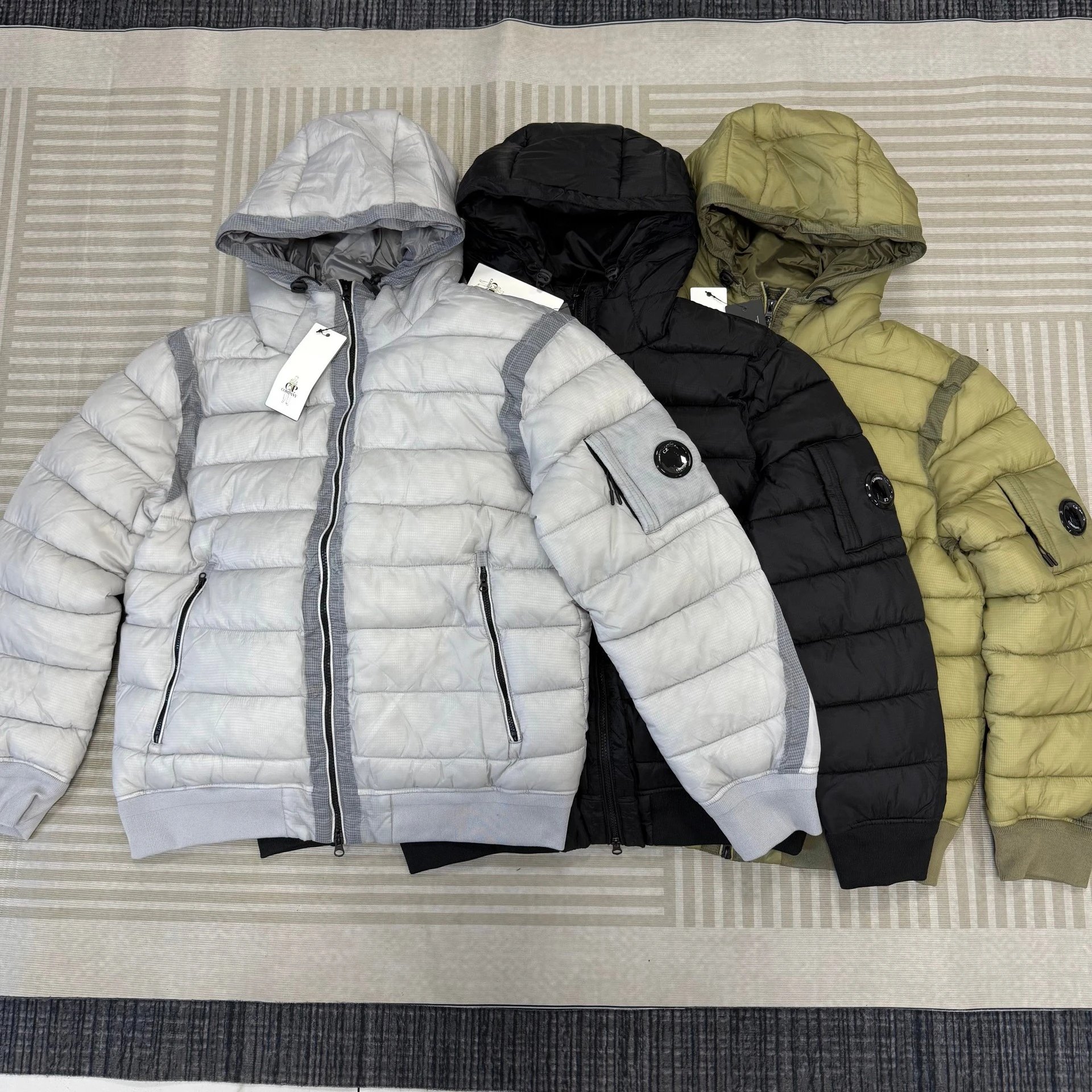 Winter Athletic Hooded Down Jacket