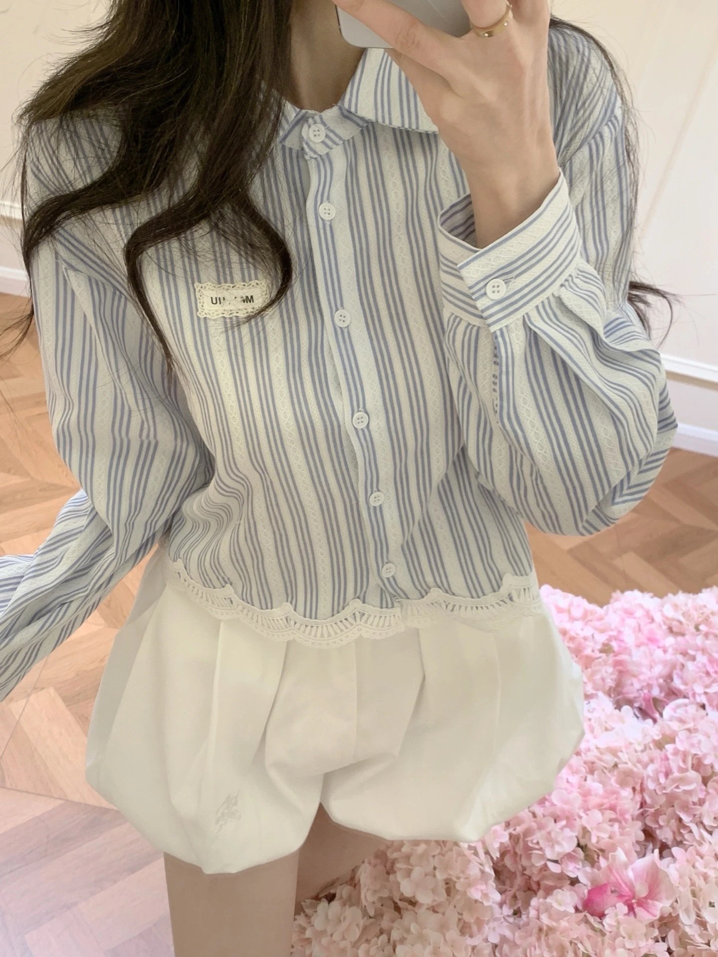 Design Striped Lace-Trim Shirt and Puff Shorts Set in Blue-White - 2