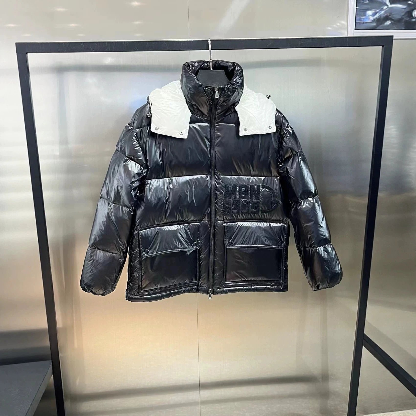 Mengjia Down Jacket