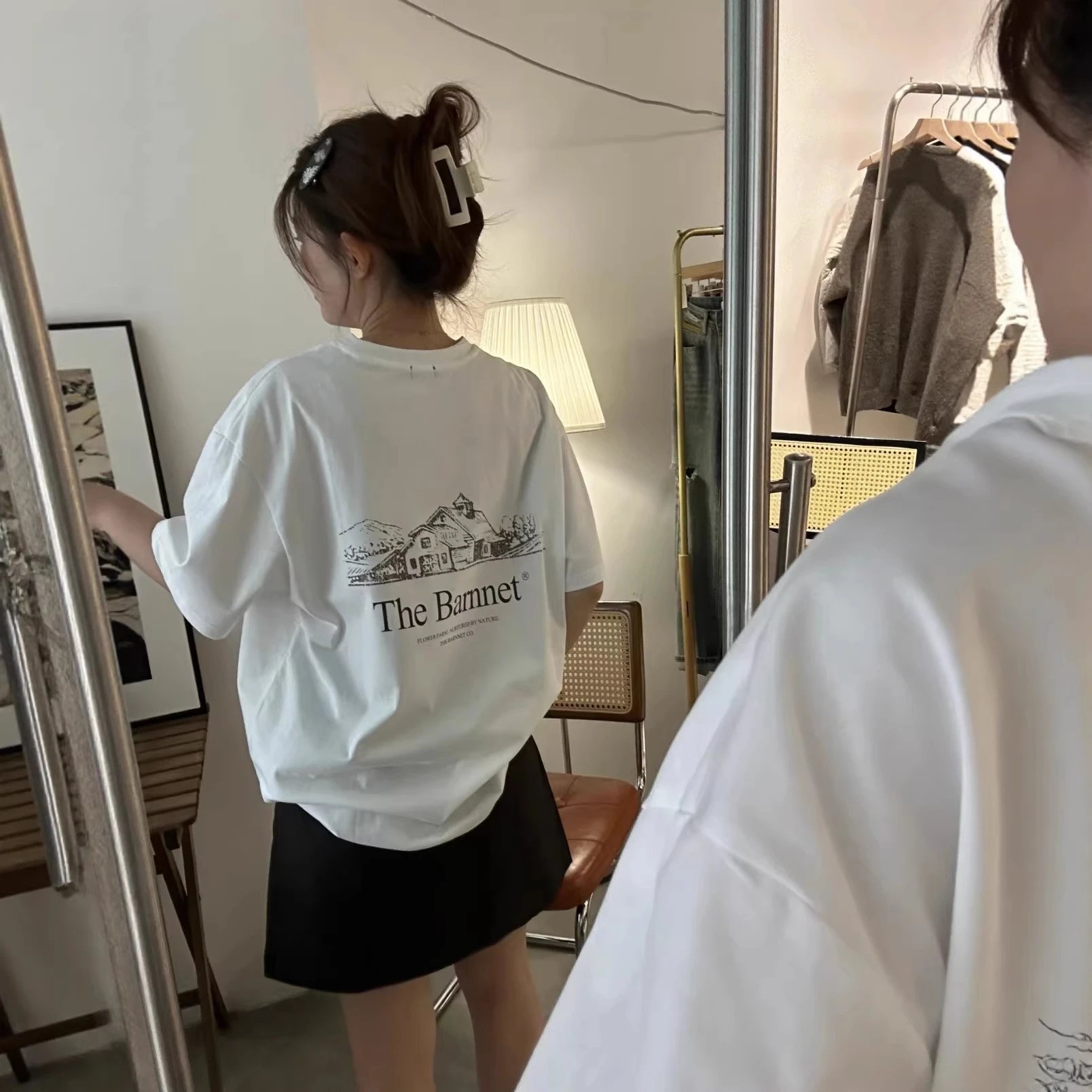 The Barnnet White Graphic Tee