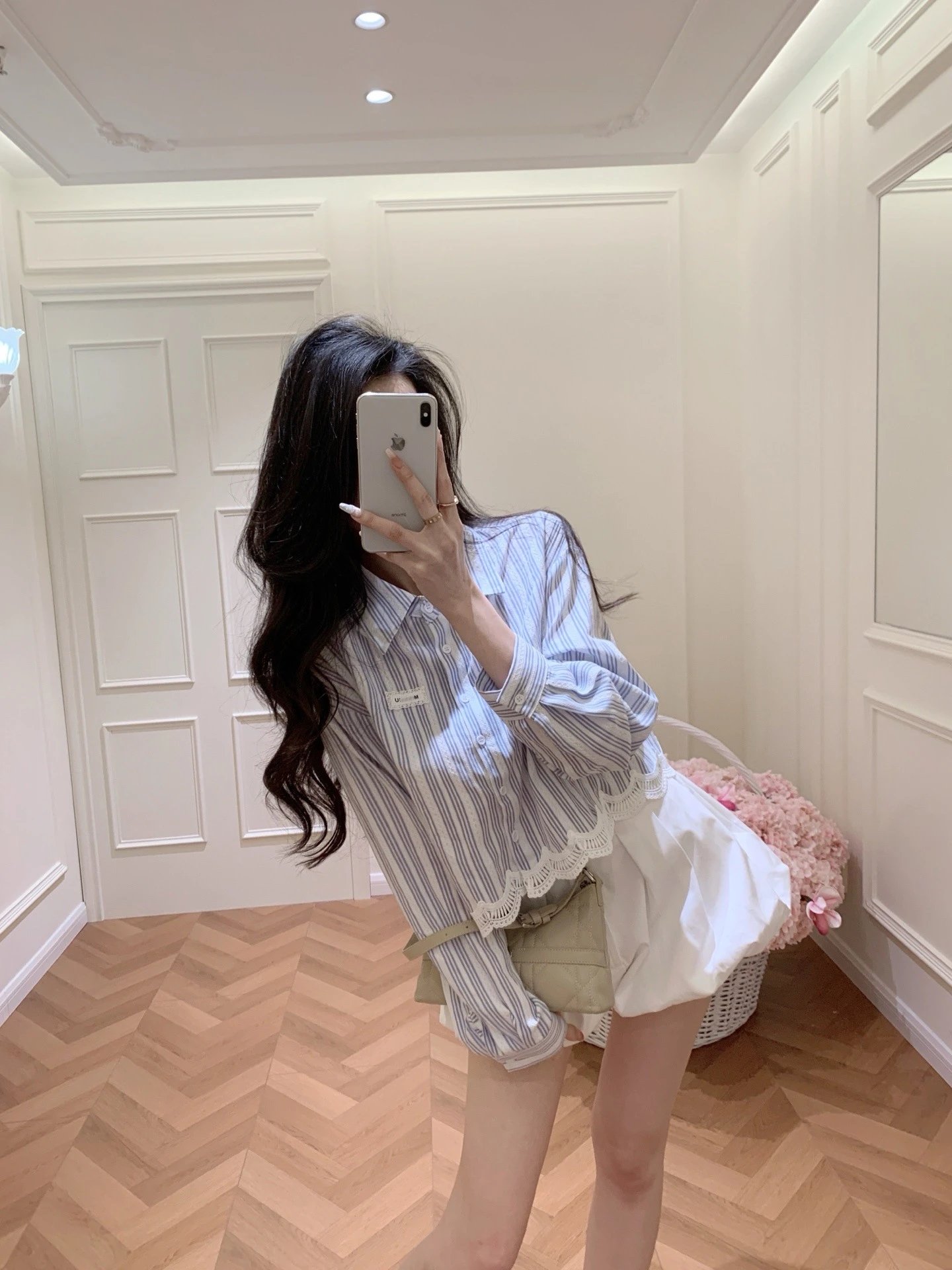Design Striped Lace-Trim Shirt and Puff Shorts Set in Blue-White - 3