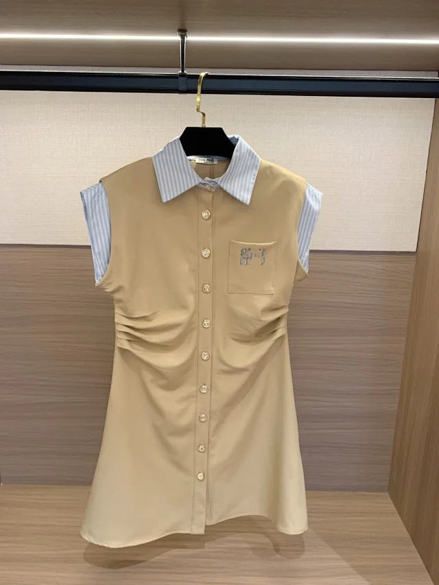 Miu Dresses Sleeveless button-front shirt dress with striped contrast collar product detail image 7