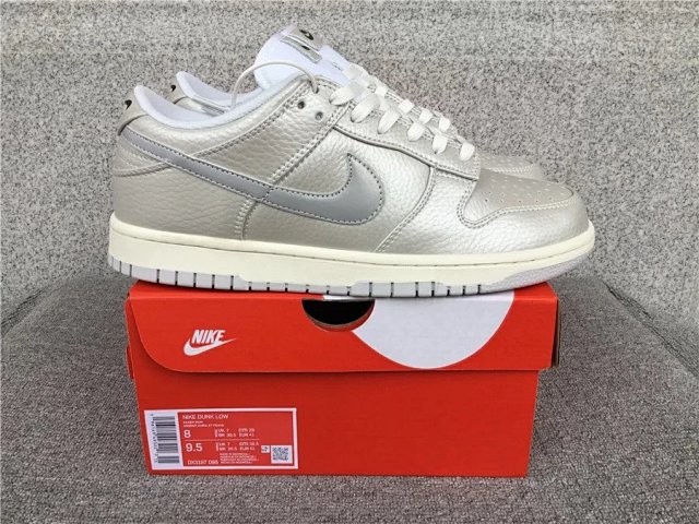 Nike Dunk Shoes: seller detail photo 9