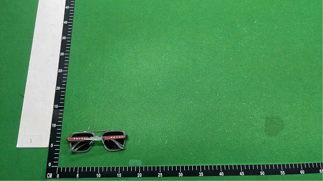 Prada Sunglasses: seller detail photo 4