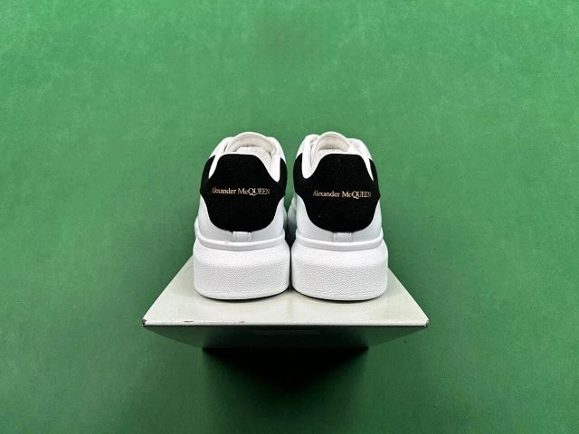 Alexander McQueen Shoes: seller detail photo 4