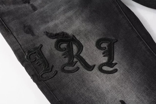 AMIRI Jeans: seller detail photo 6
