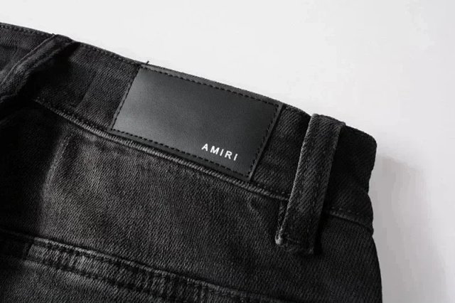 AMIRI Jeans: seller detail photo 11