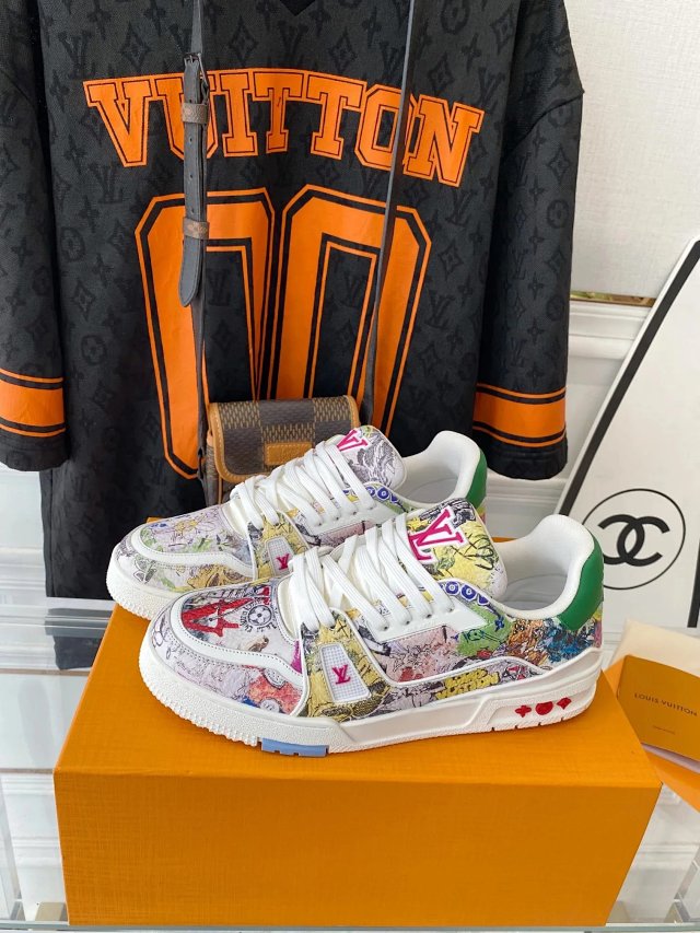 LV Louis Vuitton Trainer Shoes: seller detail photo 1