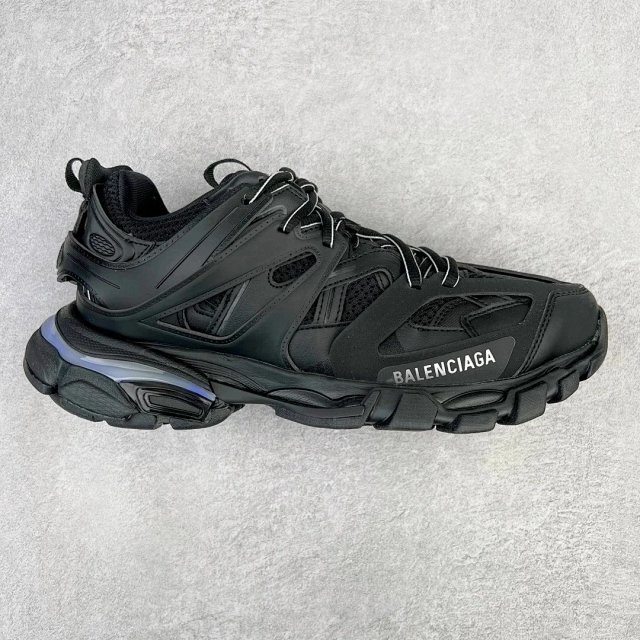 Balenciaga Track Shoes: seller detail photo 2