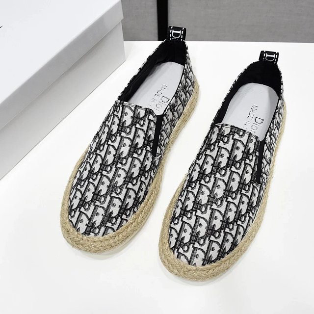 Dior Shoes: seller detail photo 9