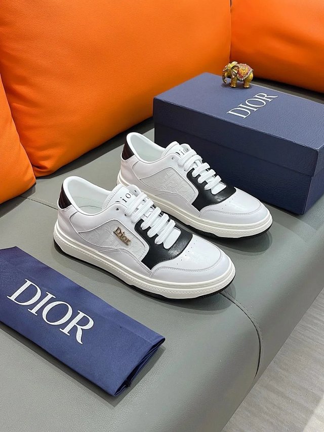 Dior Shoes: seller detail photo 3