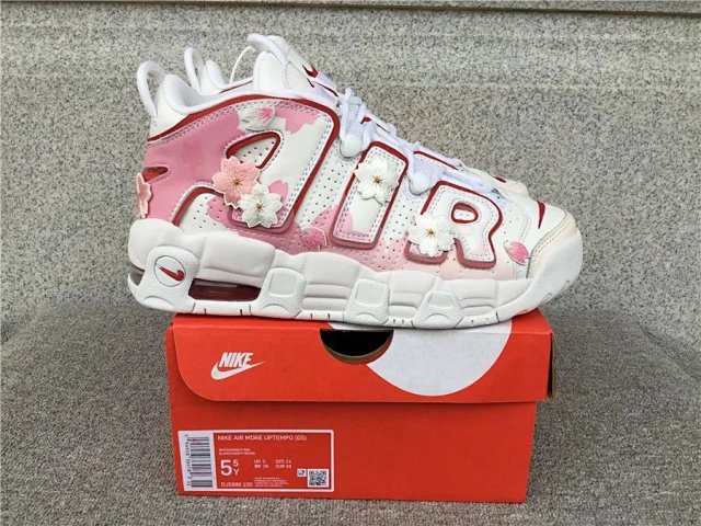 Nike Air More Uptempo Shoes: seller detail photo 3