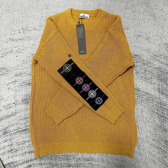 Stone Island Sweater: seller detail photo 5