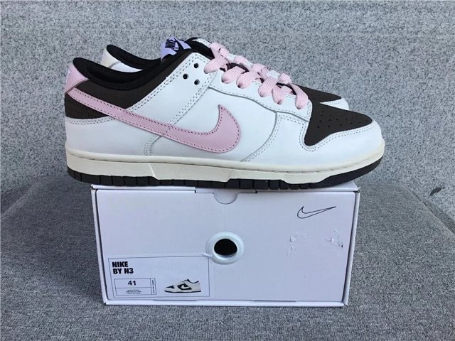 Nike Dunk Shoes: seller detail photo 1