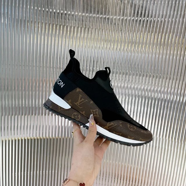 LV Louis Vuitton Run Away Sneakers: seller detail photo 4