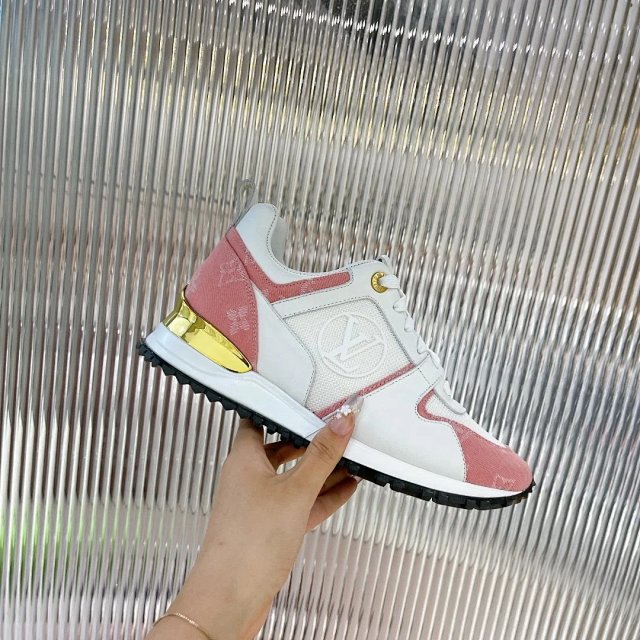 LV Louis Vuitton Run Away Sneakers: seller detail photo 1