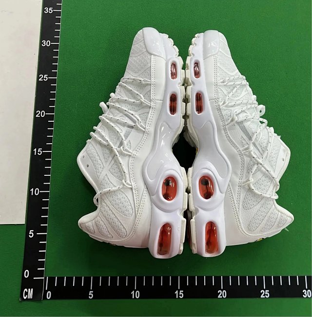 Nike Air Max Plus TN Sneakers: seller detail photo 4