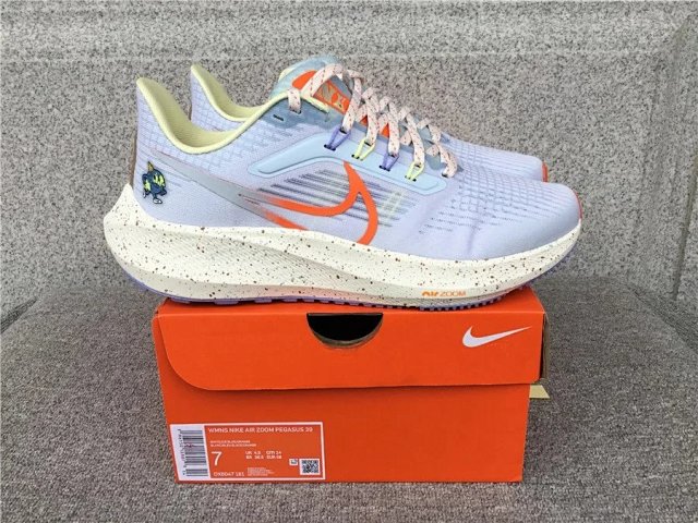 Nike Air Zoom Pegasus 39 Sneakers: seller detail photo 3