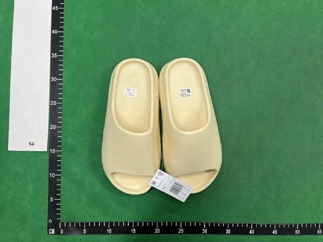 Nike Slides: seller detail photo 4