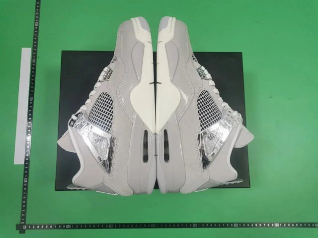 AJ4 Air Jordan 4 Sneakers: seller detail photo 5