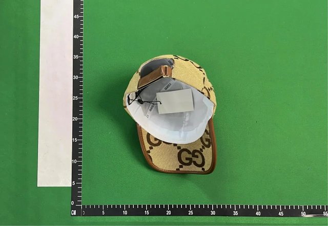 Gucci Baseball Cap: seller detail photo 3