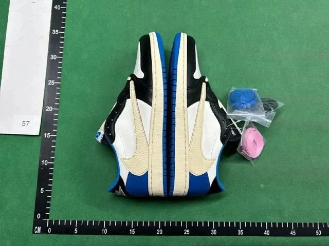 Nike AJ1 Air Jordan 1 Shoes: seller detail photo 4