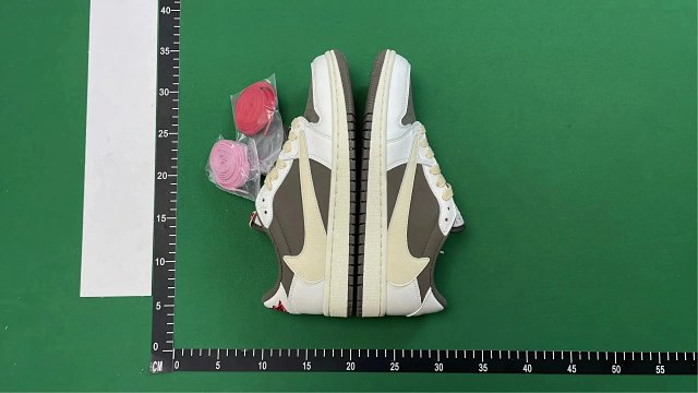 Nike AJ1 Air Jordan 1 Shoes: seller detail photo 3