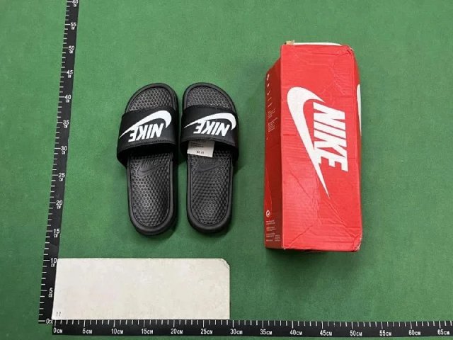 Jordan Slides: seller detail photo 5
