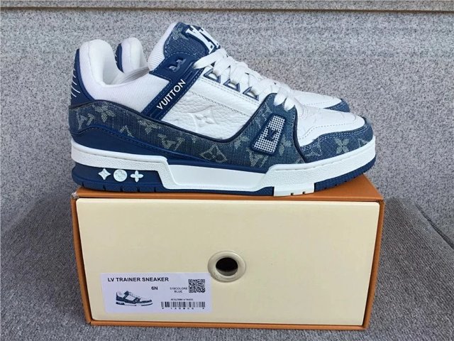 LV Louis Vuitton Trainer Shoes: seller detail photo 2