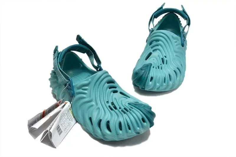 Crocs Classic Clog White with Blue Logo Stripes Sandals - 7