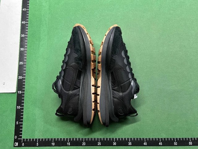 Nike x sacai Vaporwaffle Sneakers: seller detail photo 3