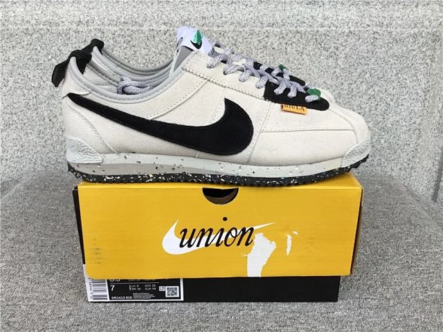 Nike Classic Cortez Shoes: seller detail photo 10