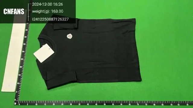 Moncler T-shirt TEE: seller detail photo 6