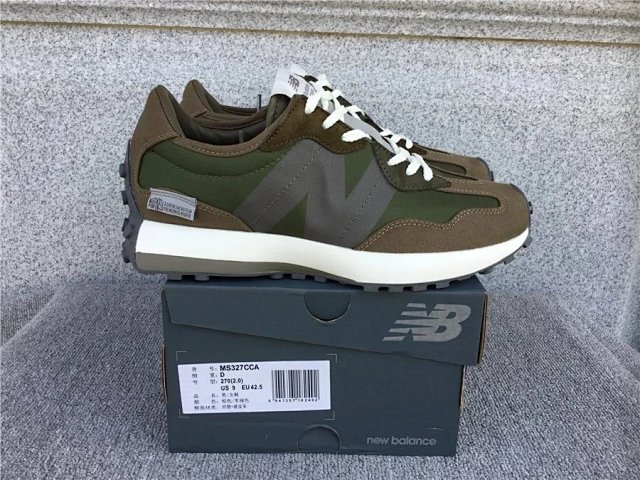 New Balance 327 Sneakers: seller detail photo 12