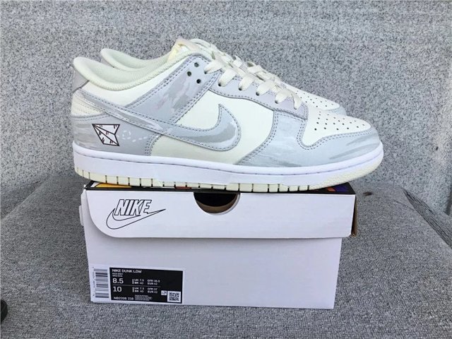 Nike Dunk Shoes: seller detail photo 14