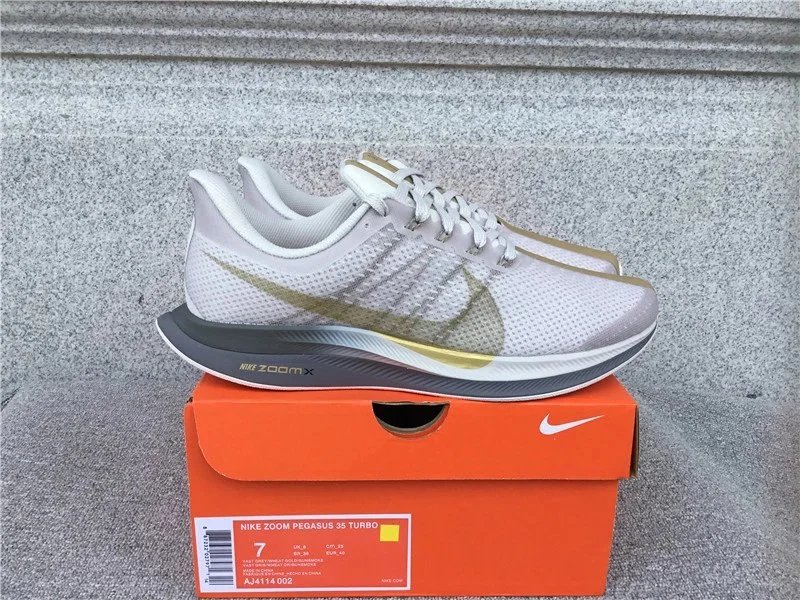 Nike Zoom Pegasus Sneakers